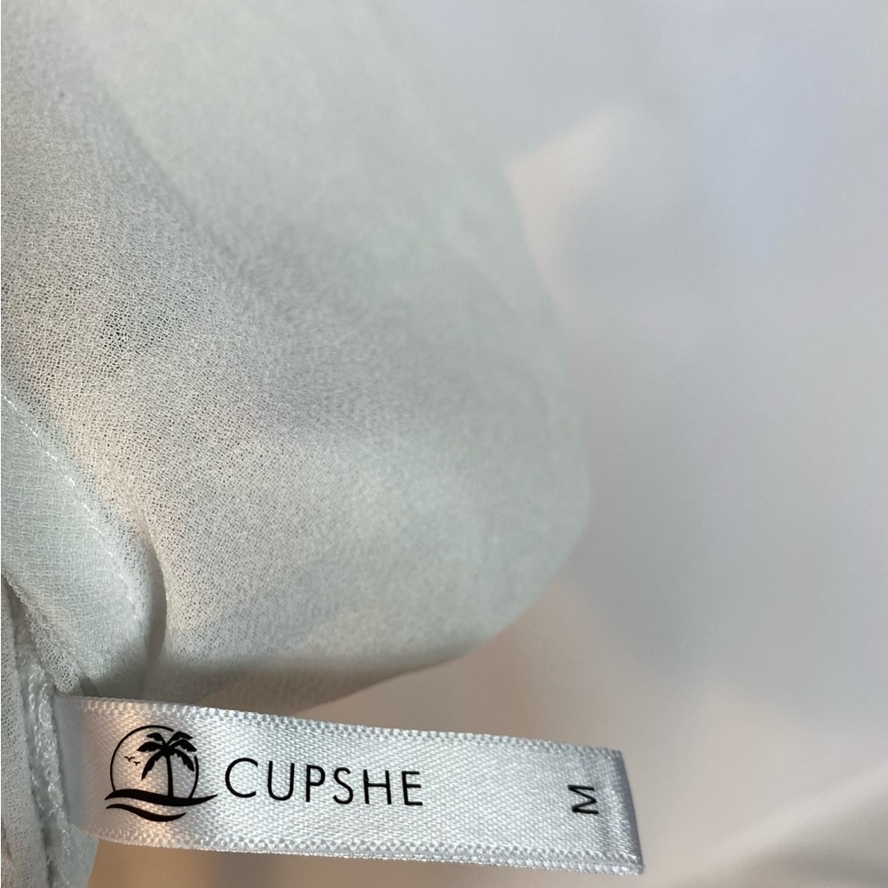 Cupshe Top - Picture 3 of 3